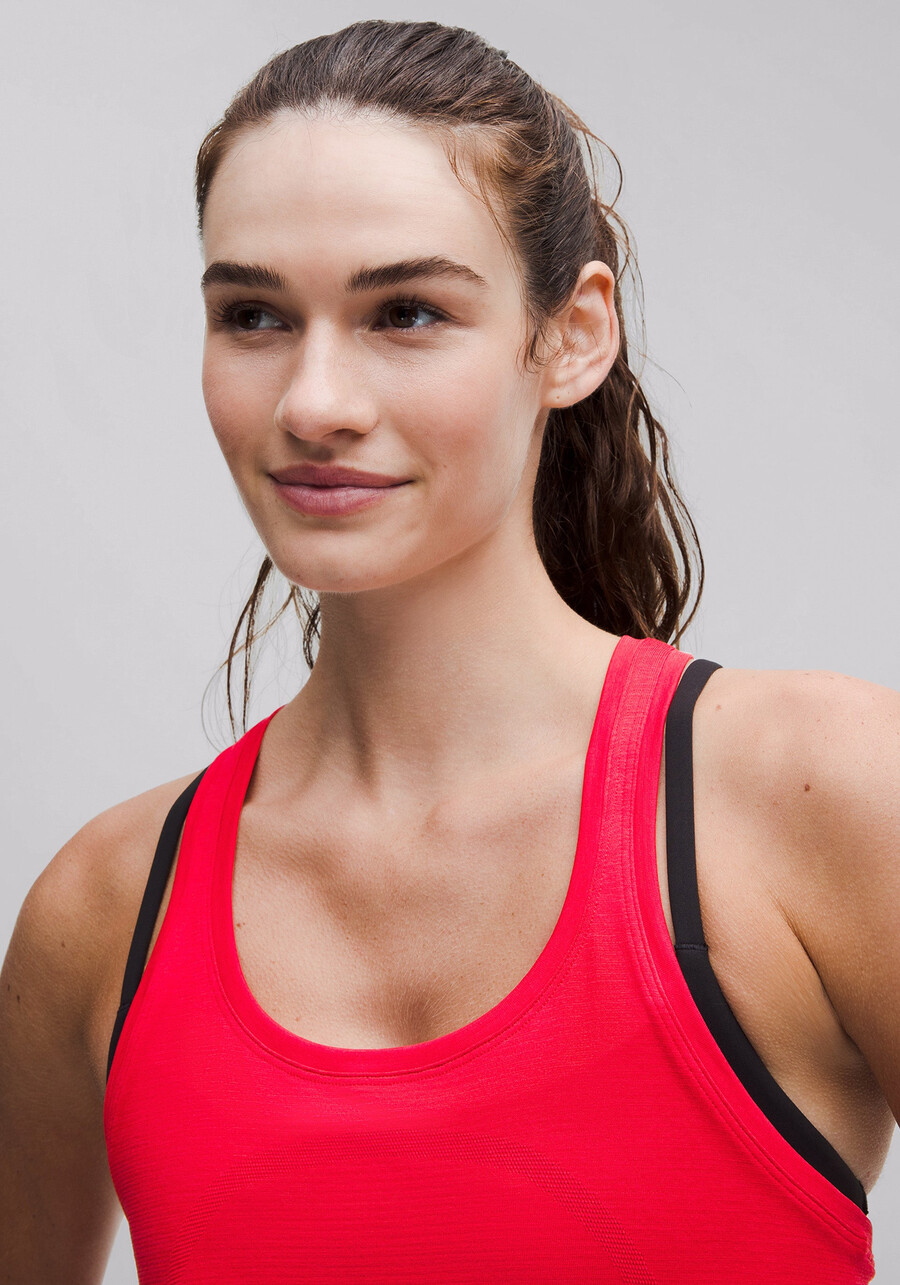 swiftly tech racerback tank top 2.0 taillenlänge