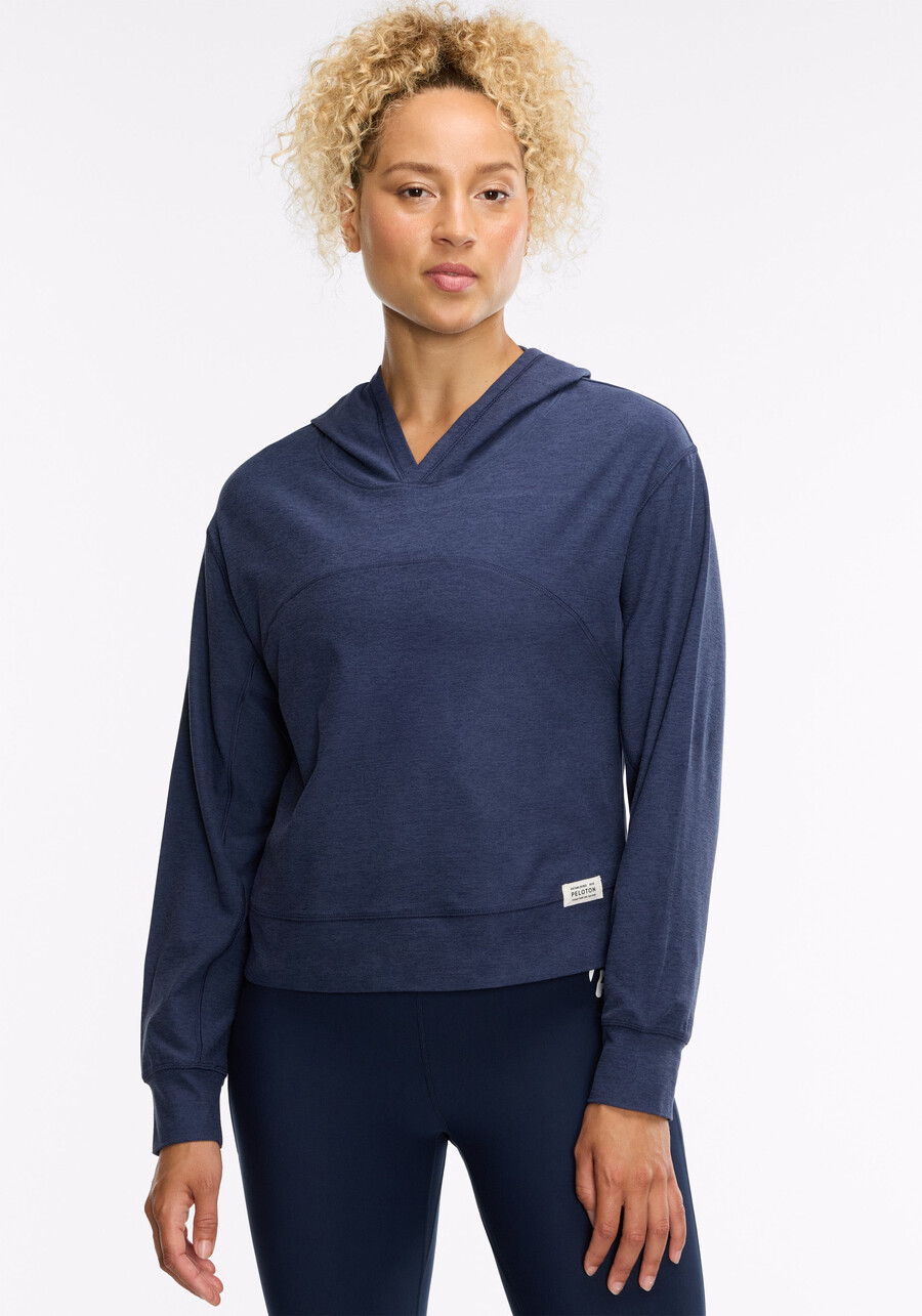 dreamblend pullover-hoodie mit gebogener passe