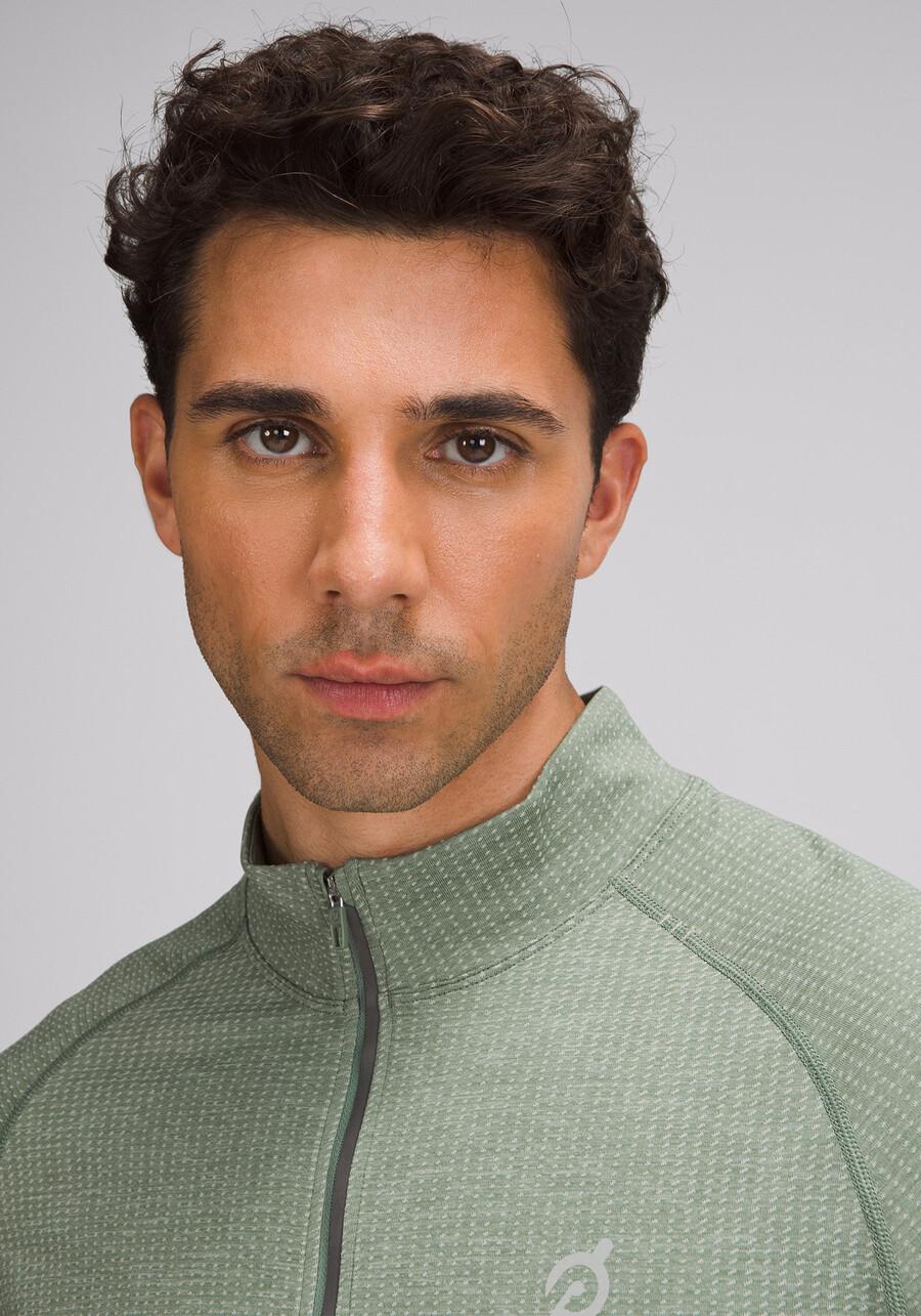 metal vent tech half zip