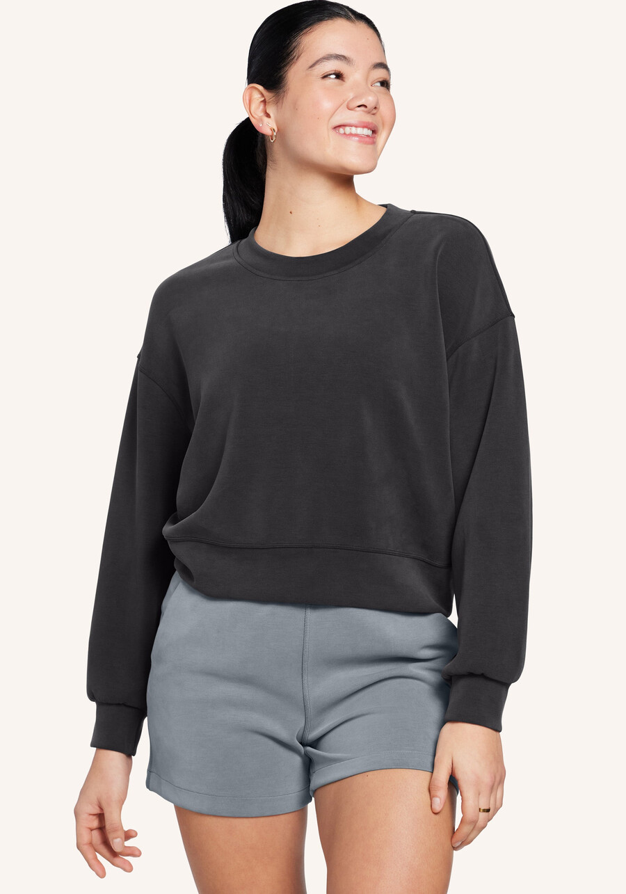 perfectly oversized crop crew softtreme