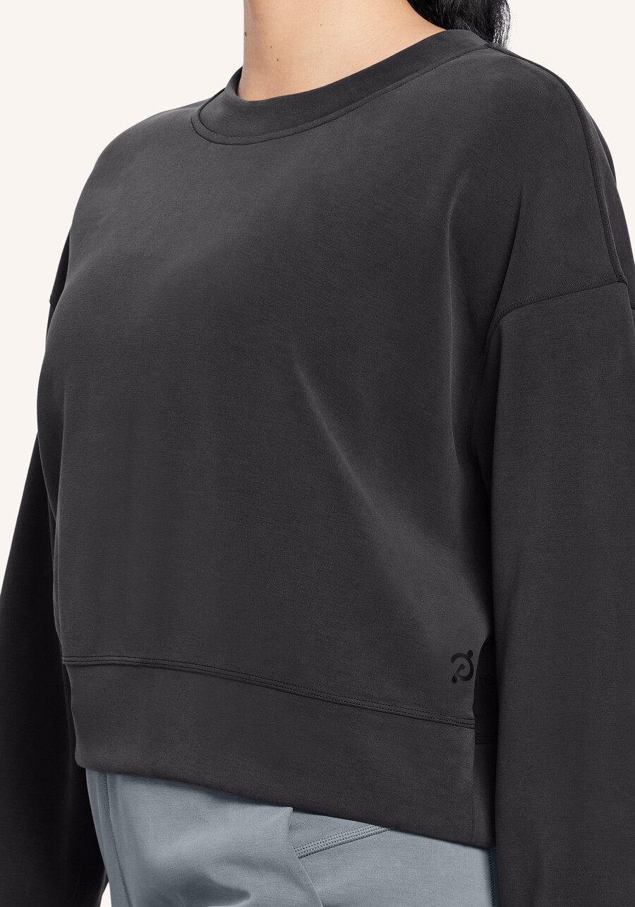 perfectly oversized crop crew softtreme