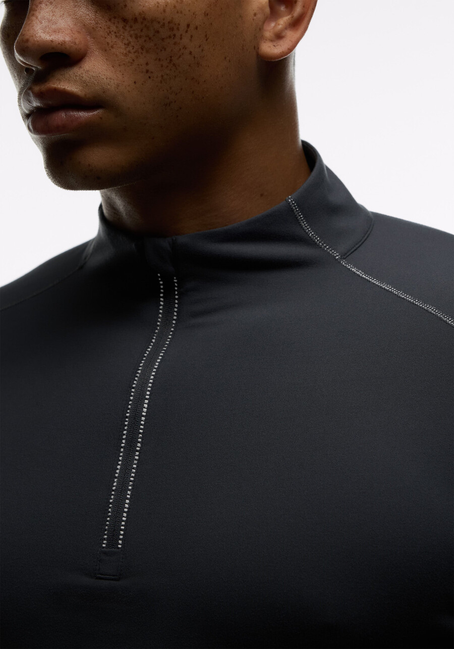 active brushed jersey ¼ zip
