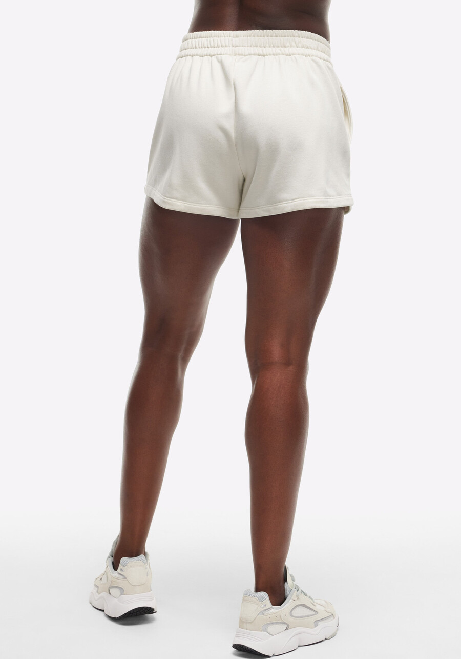 french-terry-shorts 76 cm hochgeschnitten mit abnähern