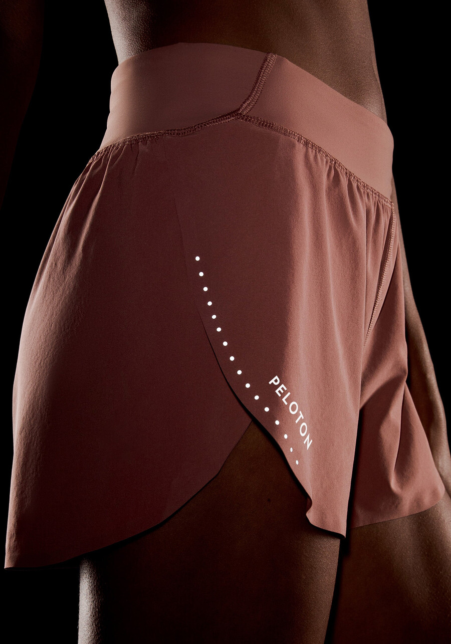 fast and free high-rise classic-fit split short 3