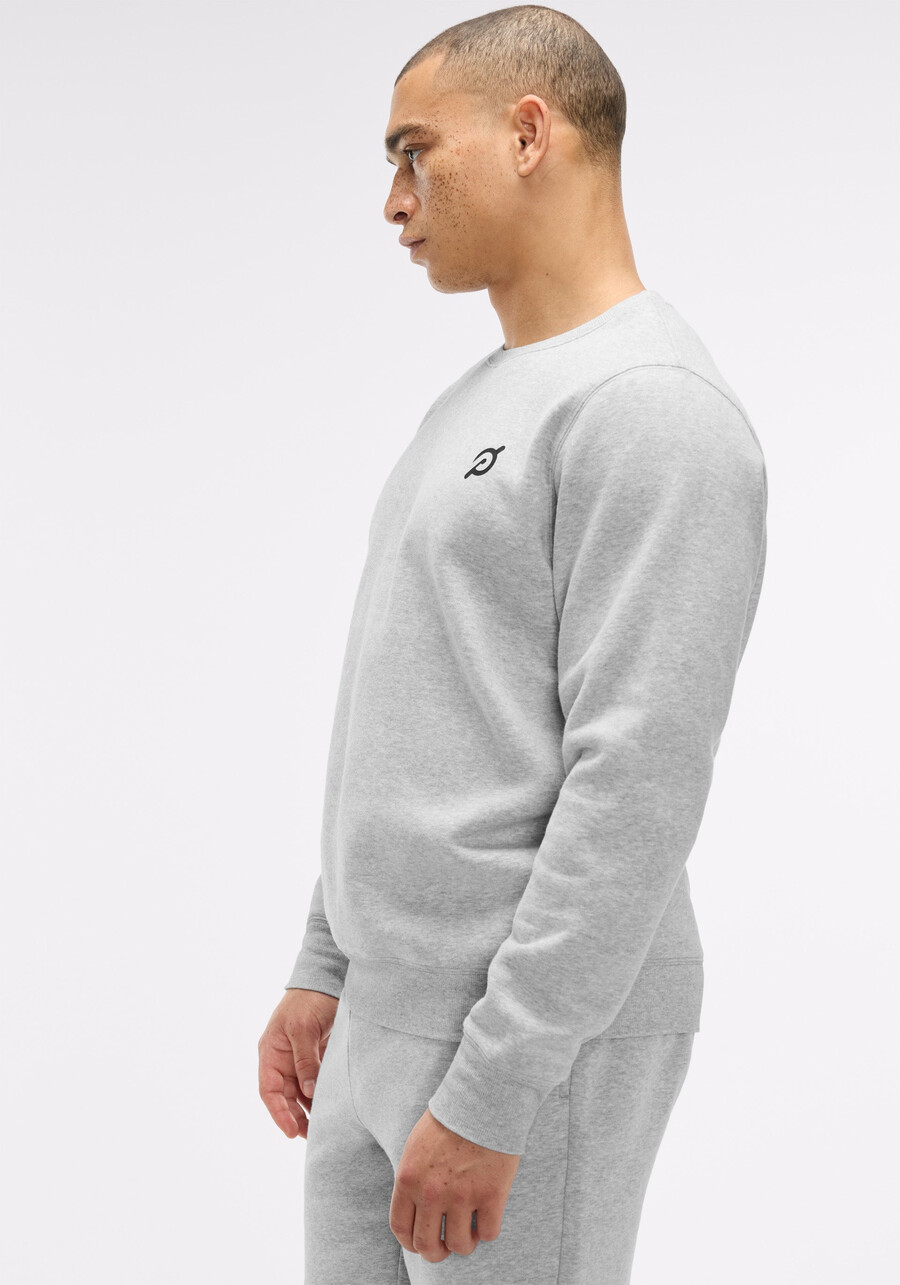 weiches fleece-sweatshirt mit rundhalsausschnitt
